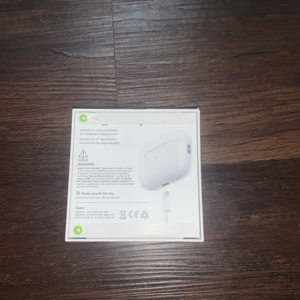 Apple AirPods Pro 2 Packaging in White - Picture 8 of 10